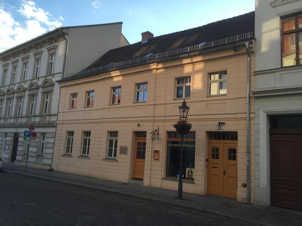 Rathaus-Pension 1685 Brandenburg (Brandenburg an der Havel) Exterior foto